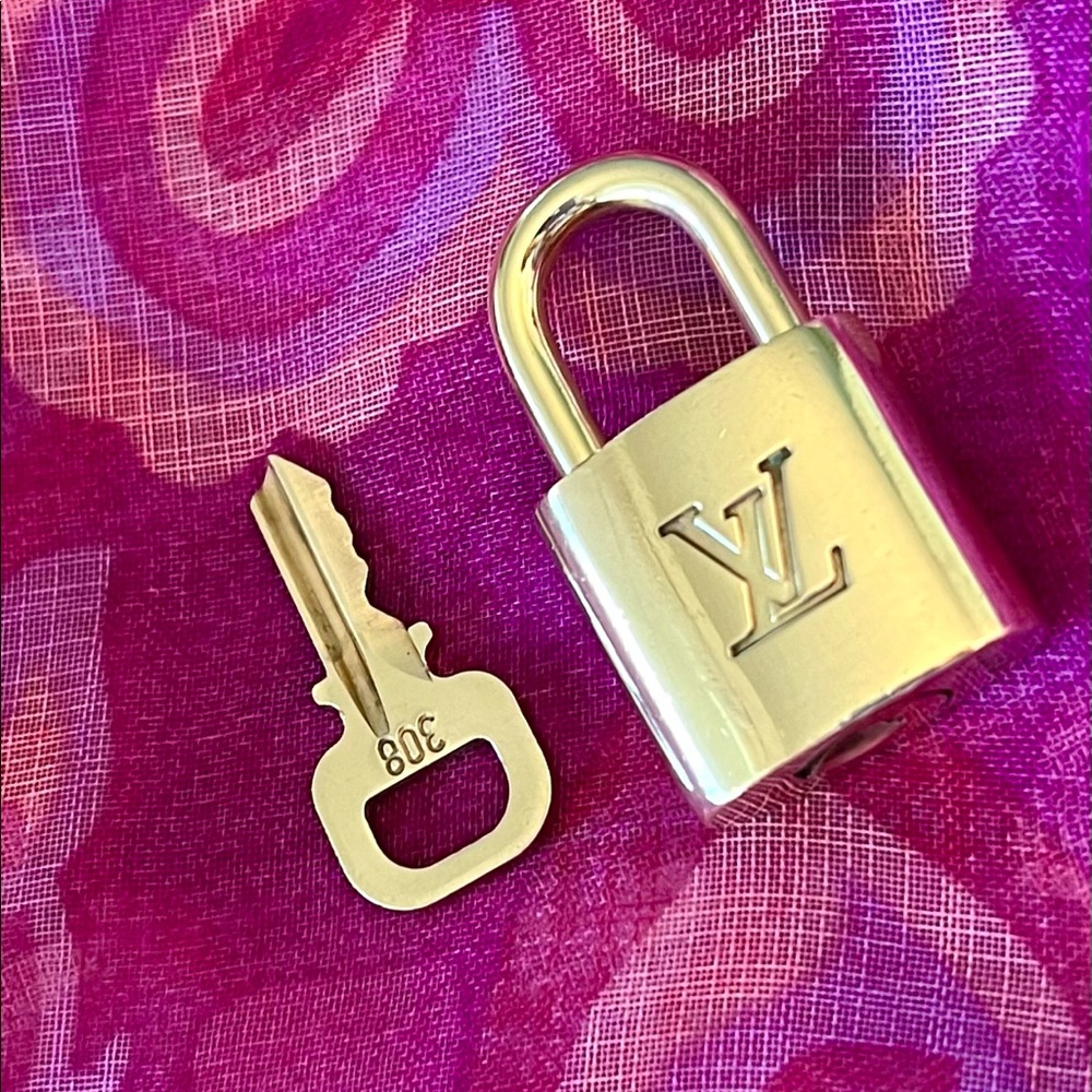 AUTHENTIC Louis Vuitton Padlock & Key Set